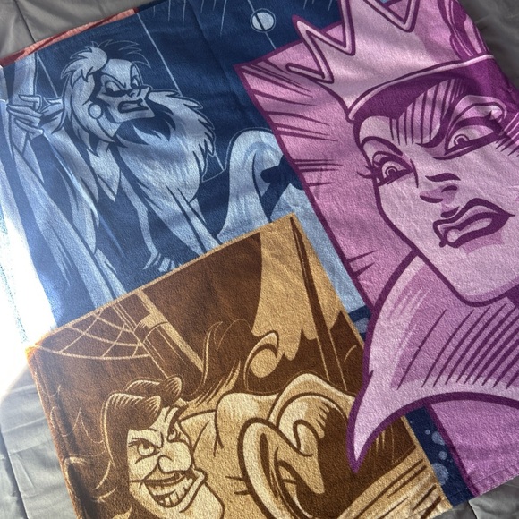 Disney | Bath | Disney Villains Colorful Oversized Towel Nwt Clean And ...